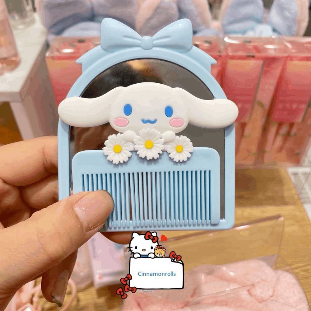 Super cute cinnamoroll mini hair brush mirror set